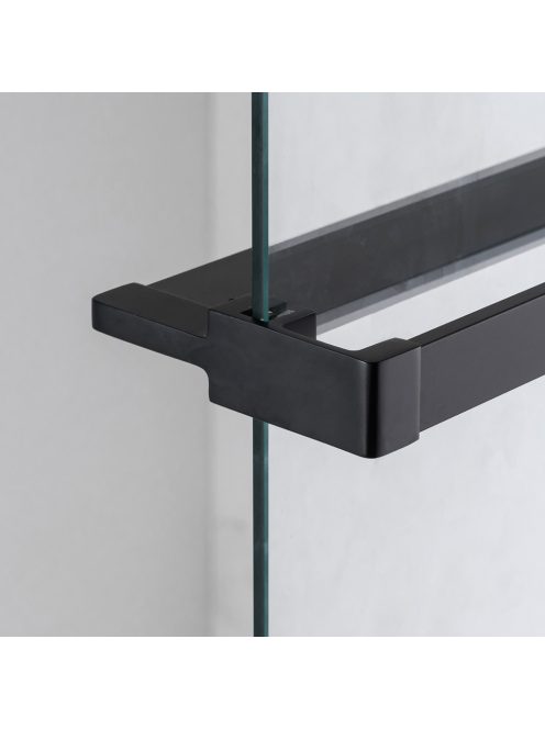 Stuxi Milano Easy Black Kombi Plus 1 Walk-in zuhanyfal, 140x140 cm, 8 mm vastag vízlepergető biztonsági üveggel, helytakarékos stabilizátorral, polccal